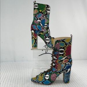 MULTI COLORED SNAKESKIN PRINT BLOCK HEELED LACE UP BOOTS FTL-03-116